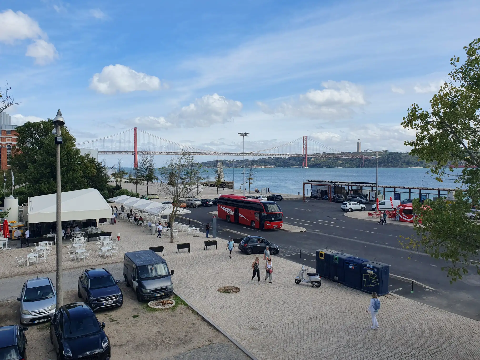 Lissabon Meeresbrücke 2023