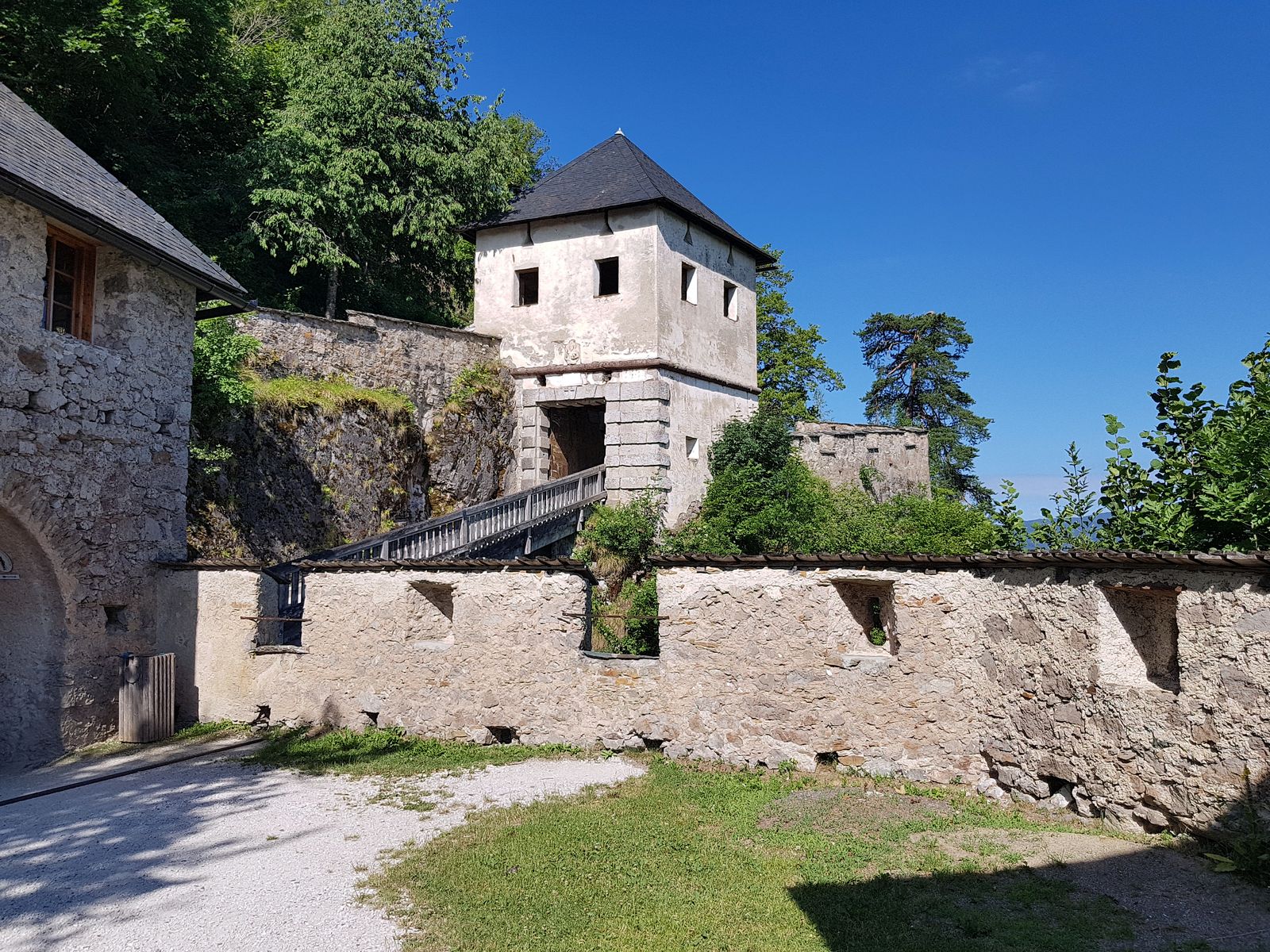 Burg_Hochosterwitz_19.jpg