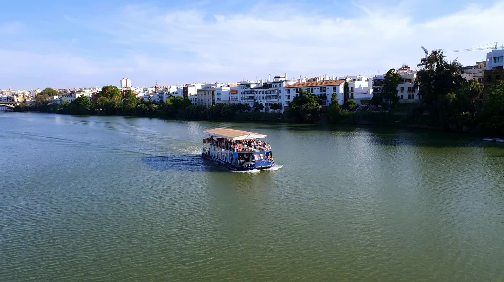 VID_20250506_192141.mp4